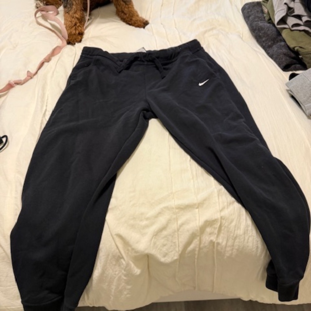 Nike black sweats XL
